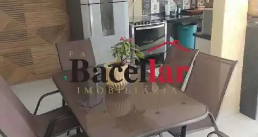 Casa em condomínio fechado com 4 quartos à venda na Rua Inacia Gertrudes, Parque Anchieta, Rio de Janeiro