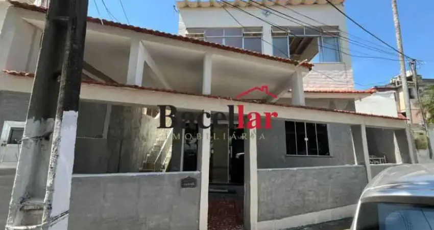 Casa em condomínio fechado com 4 quartos à venda na Rua Namur, Vila Valqueire, Rio de Janeiro