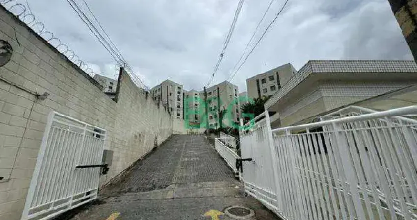 Apartamento com 2 dormitórios à venda, 42 m² por R$ 158.265 - Vila Indiana - Taboão da Serra/SP