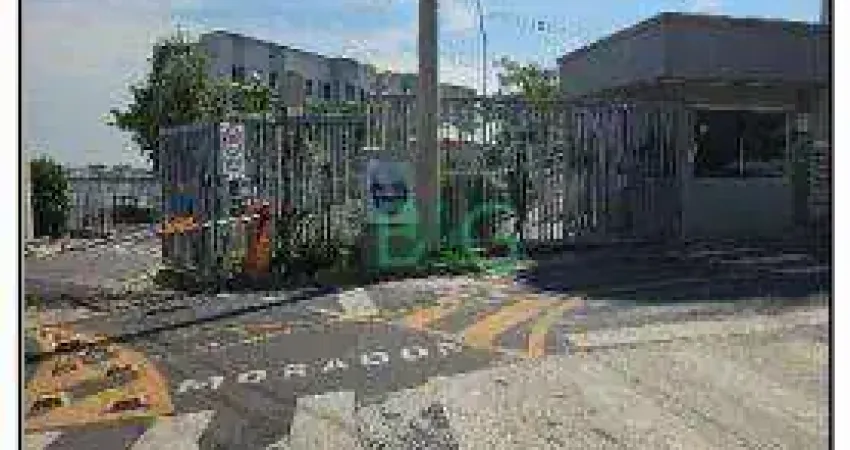 Apartamento com 1 dormitório à venda, 41 m² por R$ 117.148 - Jardim Araújo - Votorantim/SP