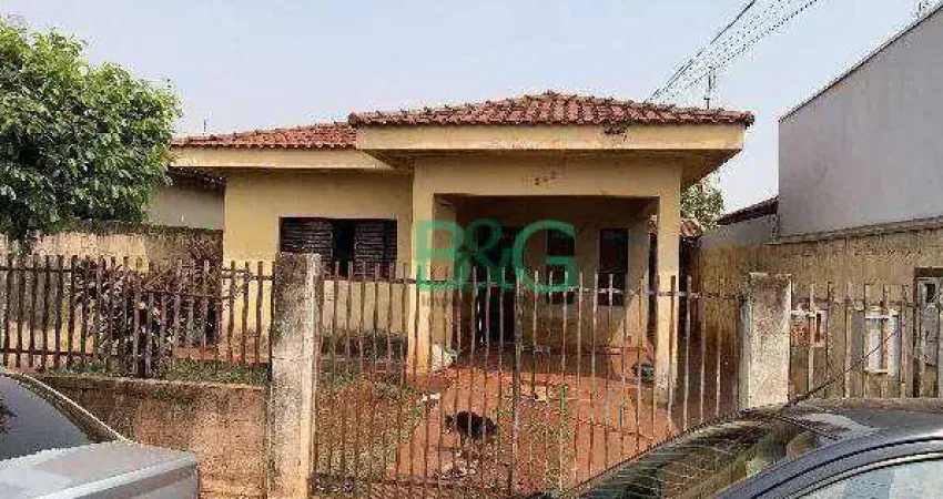 Casa com 3 dormitórios à venda, 138 m² por R$ 180.997 - Vila Gaspar - Cândido Mota/SP