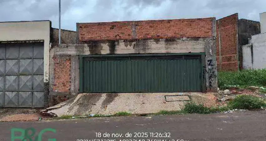 Casa com 4 dormitórios à venda, 306 m² por R$ 701.636 - Jardim Bela Vista - Jaú/SP