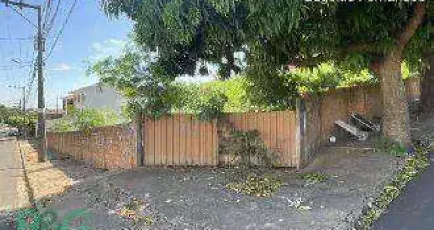 Terreno à venda, 1960 m² por R$ 1.287.720 - Jardim Bongiovani - Presidente Prudente/SP