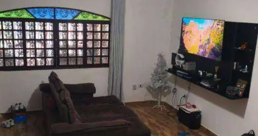 Sobrado com 3 dormitórios à venda, 154 m² por R$ 650.000 - Conjunto Residencial Vista Verde - São Paulo/SP