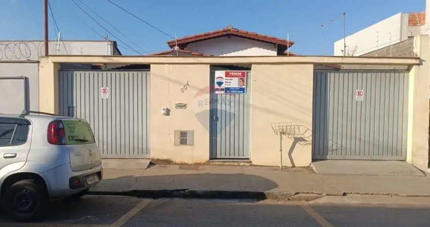 Casa com Vista para o Lago do Taboão – Espaço, Conforto e Salão de Festas em Bragança Paulista