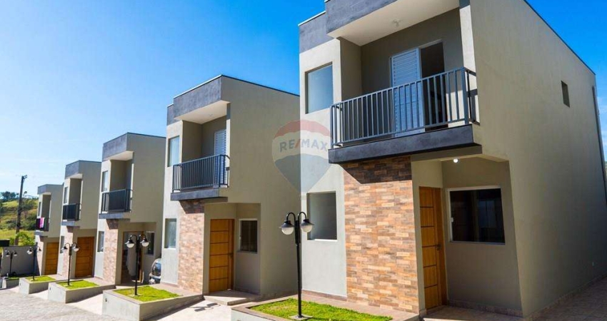 CASAS À VENDA  COM 2 DORM EM MONTE ALEGRE DO SUL -SP