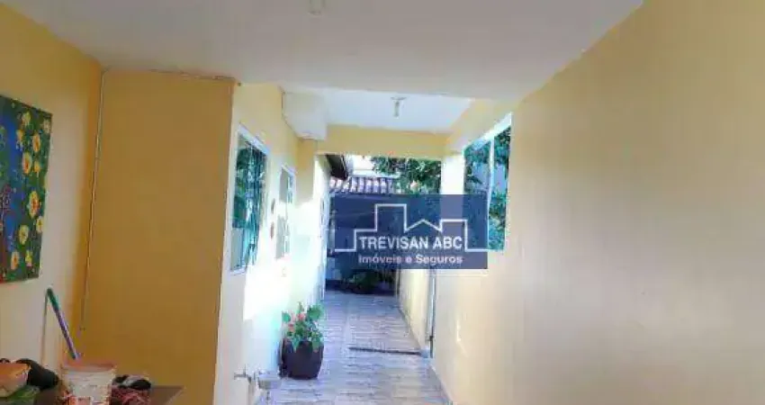 Sobrado à venda no suarão/itanhaém - 03 dorms, 03 ste, 03 vagas