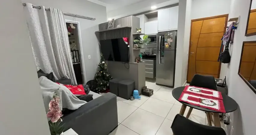 Apartamento semi imobiliado a venda na Vila Gabriel