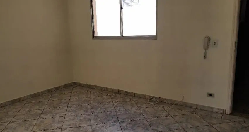 Locação de Apartamento com 2 dormitórios no Jd Saira