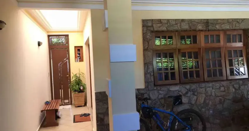 Casa com 3 quartos à venda no Jardim América, Bauru