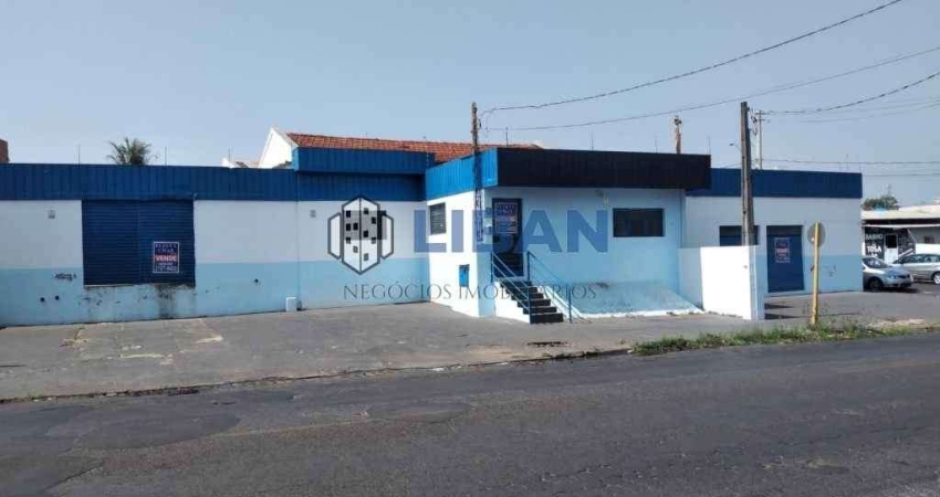 Barracão muito bem localizado na Av. Castelo Branco
