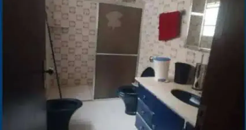 CASA 3 DORMITÓRIOS SENDO 1 SUÍTE CENTRO DE BOTUCATU