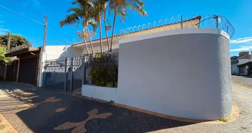 Casa com 3 quartos à venda no Jardim América, Bauru 
