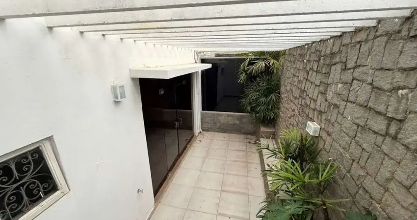 Casa com 3 quartos para alugar no Jardim América, Bauru