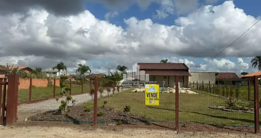 Casa com 1 quarto à venda na Rua Itapema - Jardim Noemia, Praia do Ervino, São Francisco do Sul