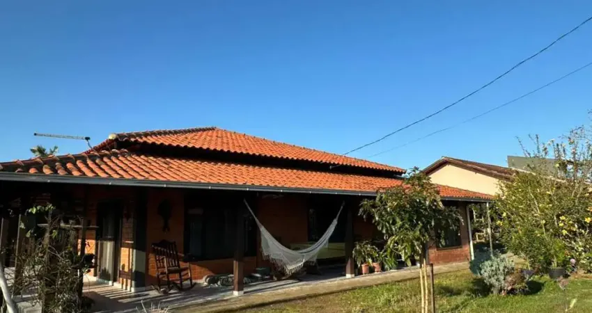 Casa com 3 quartos à venda na Área Rural, Praia do Ervino, São Francisco do Sul