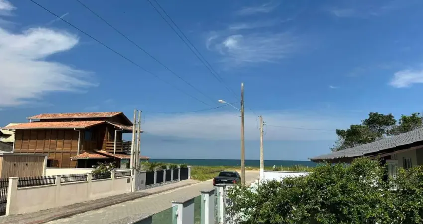 Casa com 3 quartos à venda na RUA 15, 67, Praia do Ervino, São Francisco do Sul