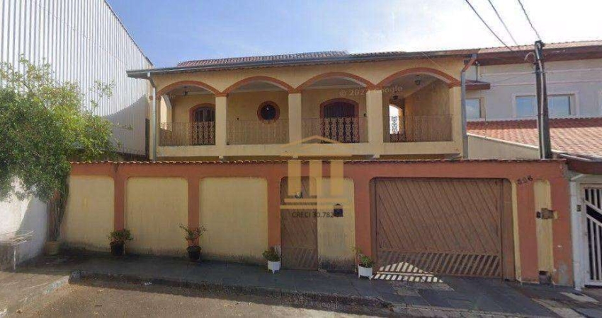 Casa com 3 dormitórios à venda, 275 m² por R$ 950.000,00 - Bosque dos Eucaliptos - São José dos Campos/SP