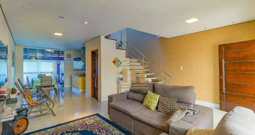 Casa / Sobrado com 3 dormitórios à venda por R$ 600.000 - Jardim Minas Gerais - São José dos Campos/SP
