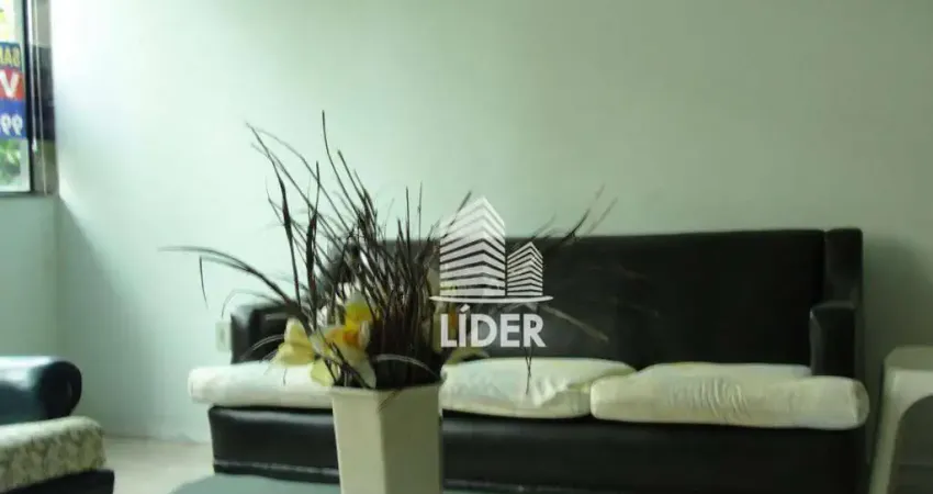 Apartamento com 3 dormitórios à venda, 120 m² por R$ 750.000,00 - Praia do Forte - Cabo Frio/RJ