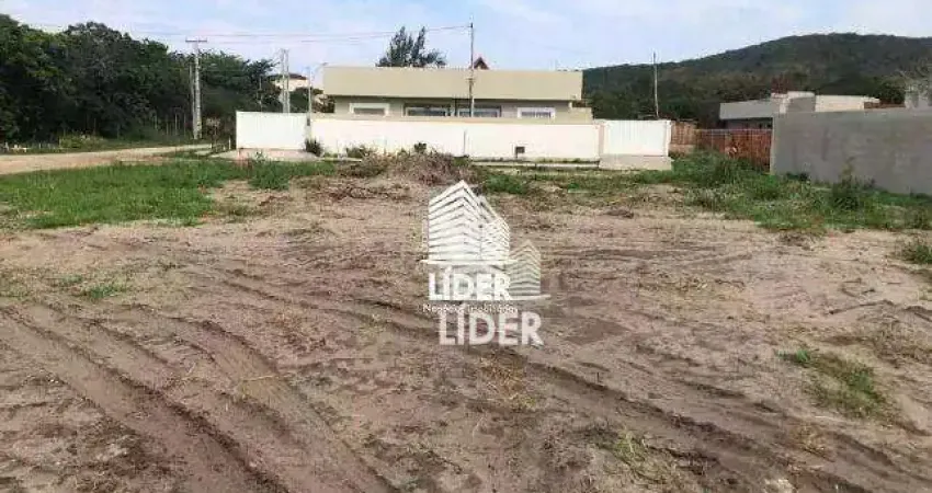 Casa com 2 dormitórios à venda, 55 m² por R$ 260.000,00 - São Francisco - Cabo Frio/RJ