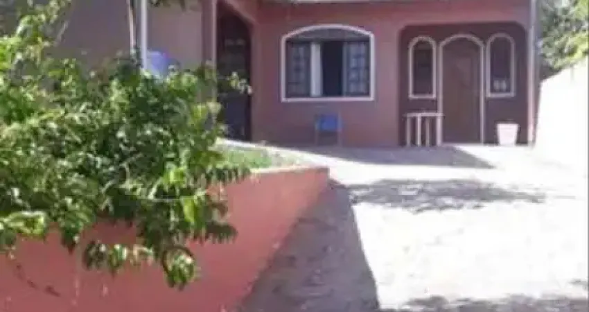 Casa com 3 quartos à venda no Roçado, São José 