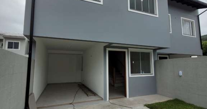 Casas Geminadas  com suíte em forquilhas