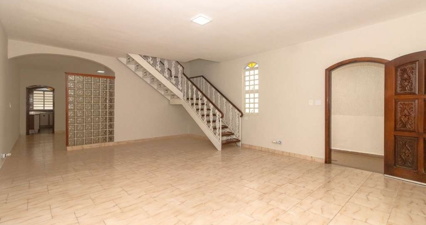 Casa ampla com edícula e área gourmet | 190m² | 4 dorms | Chácara São João - São Paulo/SP
