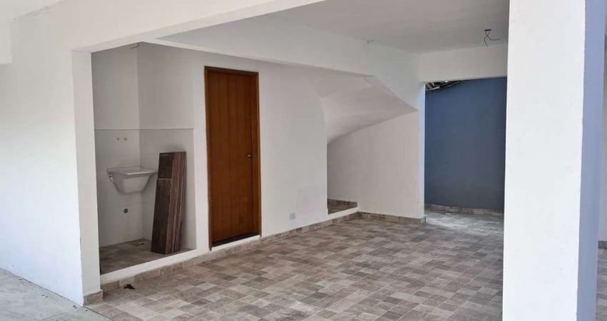 Casa sobrado em condomínio no GUARUJÁ- 2 dormitórios 3 vagas - Vila Alice - Guarujá