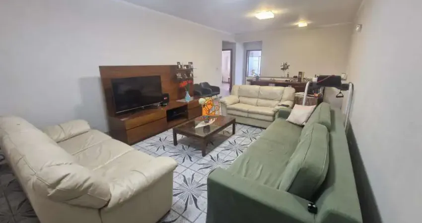 Casa à venda com 4 dormitórios, sendo 2 suítes - 4 vagas de garagem - jaraguá - sp