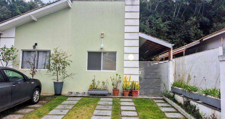 Casa com 2 dormitórios à venda, 50 m² por R$ 375.000,00 - Colinas de Cotia - Cotia/SP