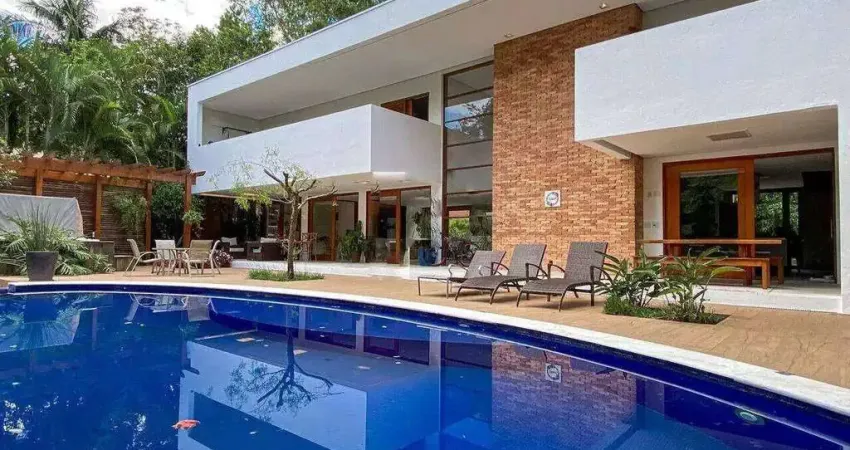Casa com 4 dormitórios à venda, 495 m² por R$ 2.700.000,00 - Granja Viana - Carapicuíba/SP