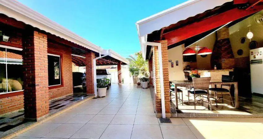 Casa com 3 dormitórios à venda, 240 m² por R$ 1.050.000,00 - Parque Novo Mundo - Americana/SP