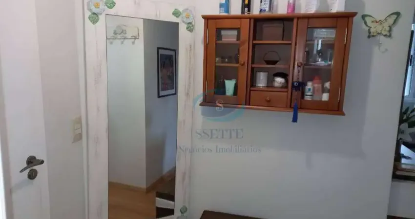 Sobrado em condomínio fechado em excelente estado,metro Alto Do Ipiranga,3 dormitórios,2 vagas,aceita proposta.