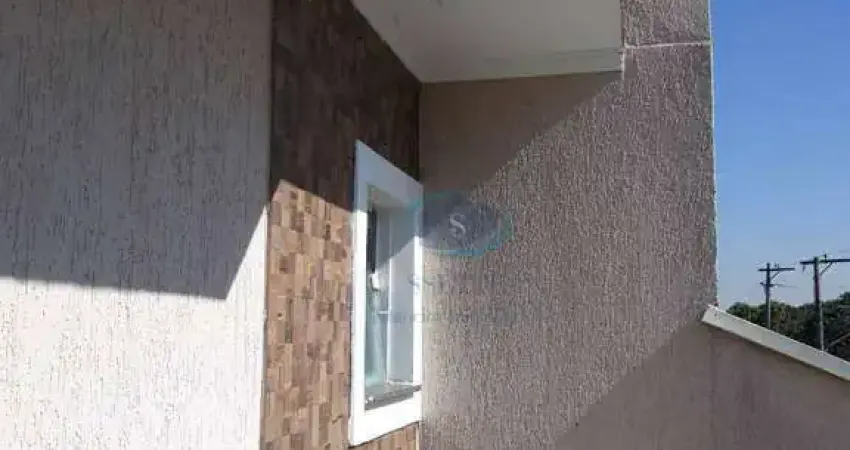 Sobrado semi-novo com 3 dormitórios,1 suíte,sala,2 vagas de garagem,portão eletronico,vago,ótima localização,aceita proposta.