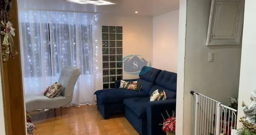 Sobrado a venda com 3 dormitórios, sendo uma suíte, e 3 vagas no Alto do Ipiranga
