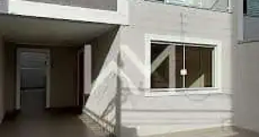 Sofisticado Sobrado  de 132m², 3 dormitórios , 3 vagas , próximo ao Lago dos Patos , residencial em