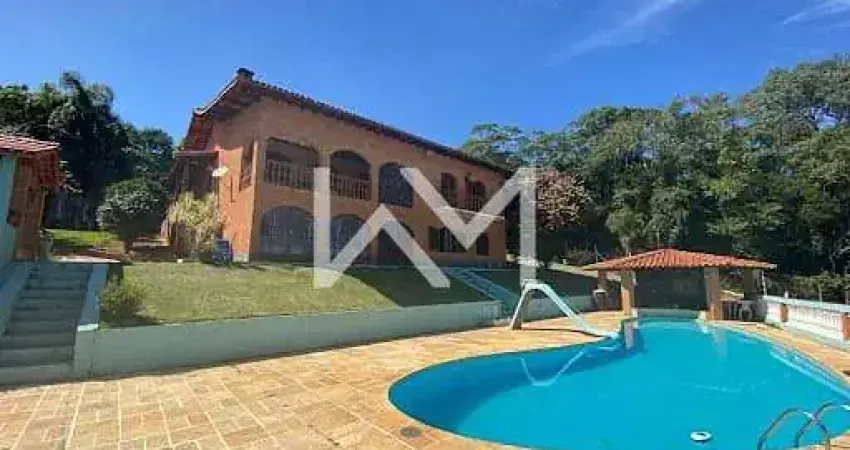 **São Roque SP *Chácara à Venda 5.000m² terreno  3 quartos, Piscina,  Bairro  Jardim das Flores .