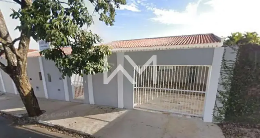 Casa com 3 quartos à venda na Rua Emília Bragaia Feltrin, 247, Jardim Mariluz, São Pedro
