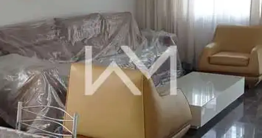 Sobrado à Venda, com 3 quartos, sendo 1 suíte e 4 vagas no Jardim Aliança, Guarulhos, SP
