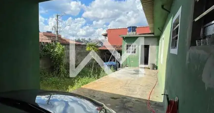 Casa térrea à venda com 257m² de área, com 3 dormitórios, 5 vagas e salão comercial - Jardim Adrian