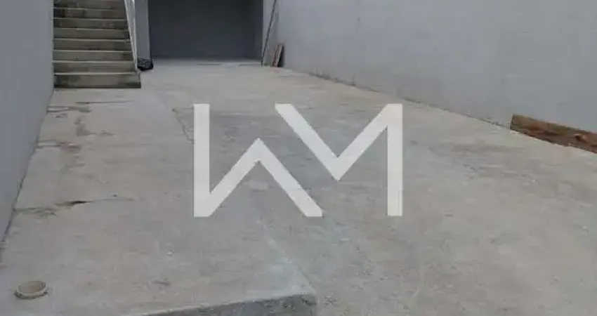 Casa à venda no Jardim Santa Maria, Guarulhos/SP | Compacta, quintal amplo, 3 vagas para veículos e