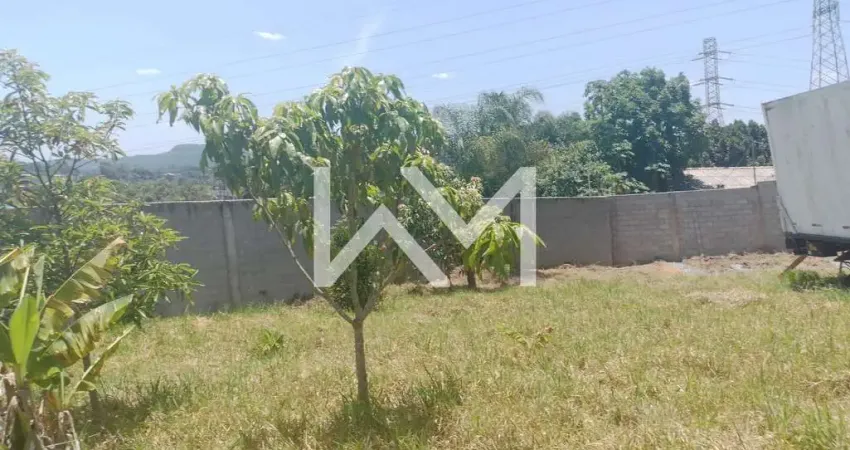 Excelente Terreno e muito bem localizado de 1000m² próximo ao Rio Juqueri por R$400.000,00 em Mairi