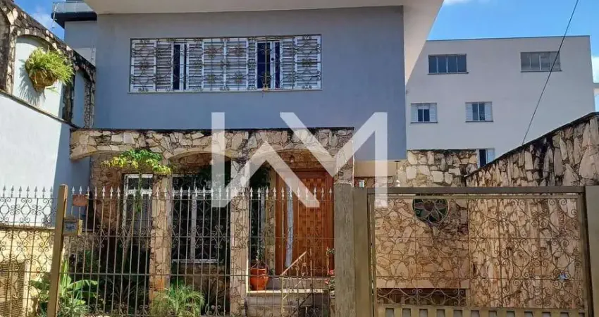Sobrado com Piscina na vila Galvão- 3 Quartos, 1 Suíte, 3 vagas de garagem, ao lado do Lago dos Pat