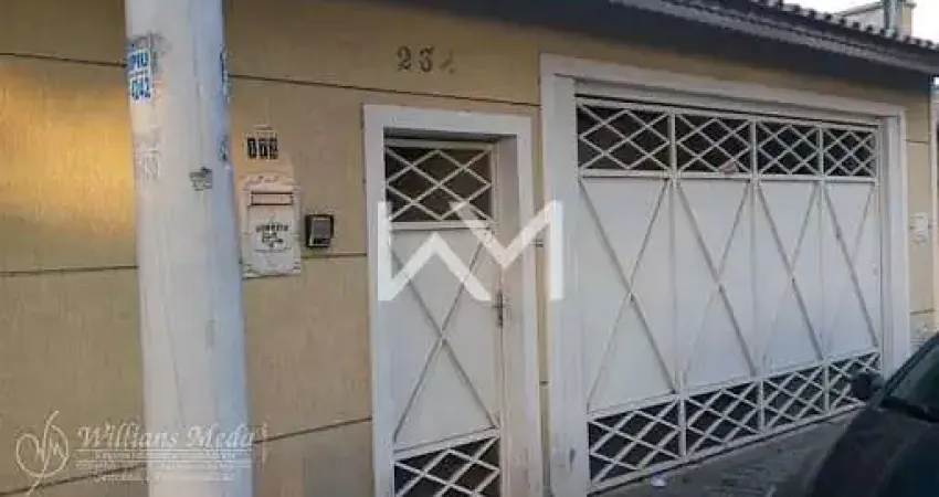 Sobrado no Parque Renato Maia - 317m², 4 Dorms, 4 Suítes, 6 Banheiros, Garagem - Imperdível em Guar