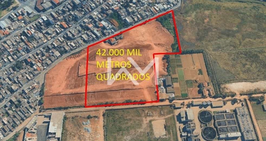 Área  à venda com 42 mil metros quadrados, Jardim Novo Portugal, Guarulhos, SP
