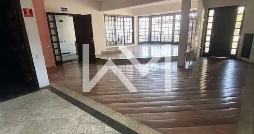 Sobrado Rica Arquitetura  Comercial em Guarulhos de 500m² com 10 Salas: Oportunidade Estratégica pa