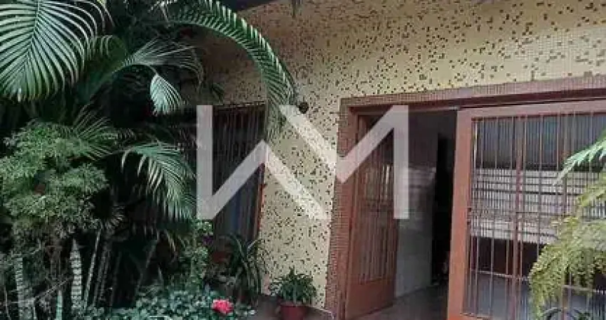 Sobrado à Venda na Vila Galvão, 2 quartos, 3 vagas de garagem + Edícula, localização privilegiada e