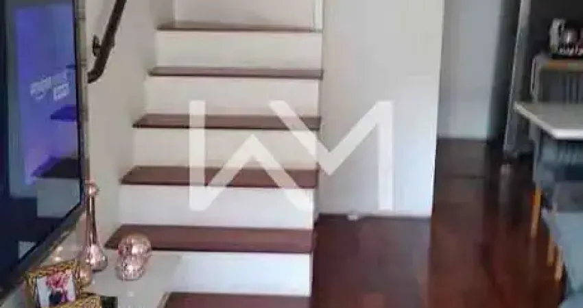 Casa à venda com 2 dormitórios, 1 banheiro, 1 vaga de garagem, 54m², Água Chata, Guarulhos, SP