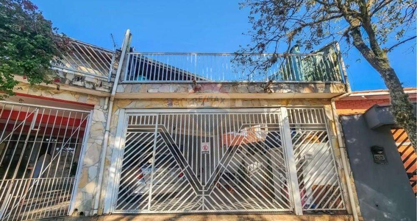 Sobrado no Conjunto Residencial Vista Verde com 3 dormitórios sendo 1 suíte e edícula